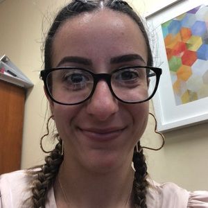 Meet your Posher, Lia